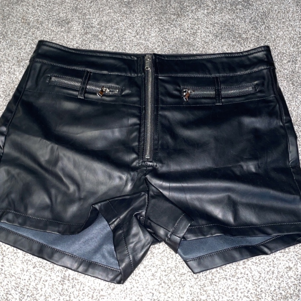 Fashion Nova faux leather high waisted shorts never worn
